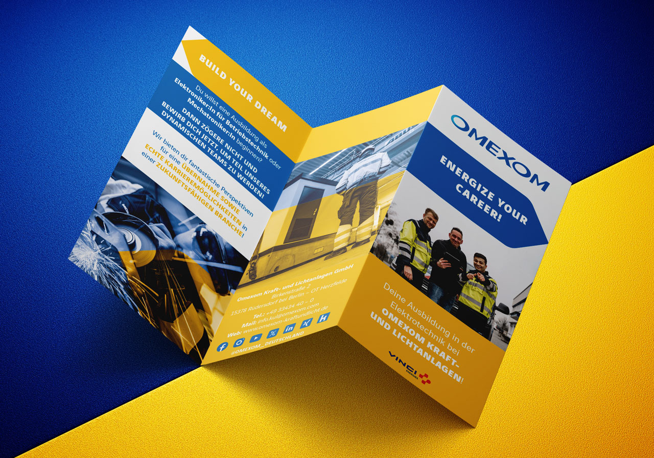 Vorderseite Flyer design für Karriere bei Omexom Kraft- & Lichtanlagen